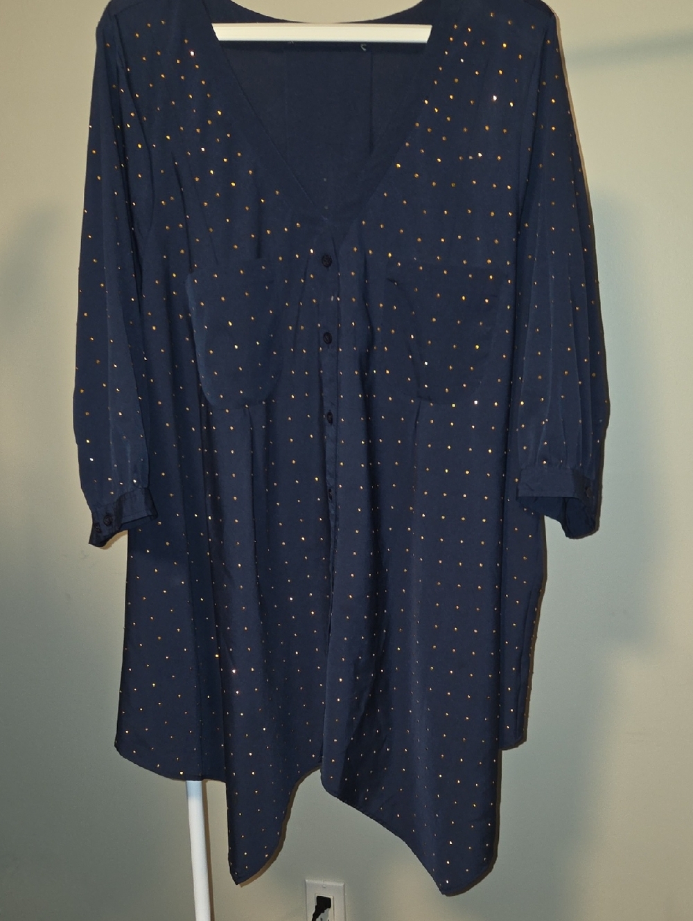Navy V-Neck Tunic with Gold Studs Size 4X